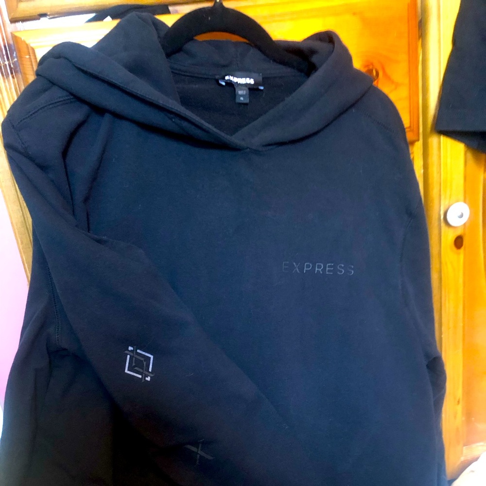 Express Men’s Graphic Hooded sweatshirt. XL